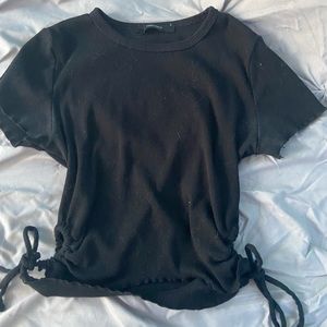 super cute black forever 21 crop top!